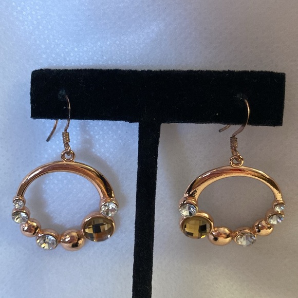 NWOT - Rose Goldtone White & Smokey Crystal French Hook Drop Pierced Earrings - Picture 3 of 8